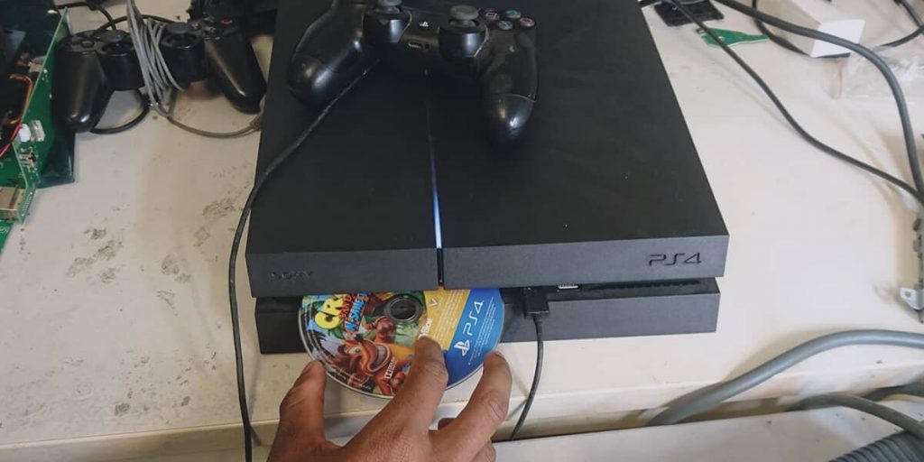Lecteur ps4 ne prend plus les jeux